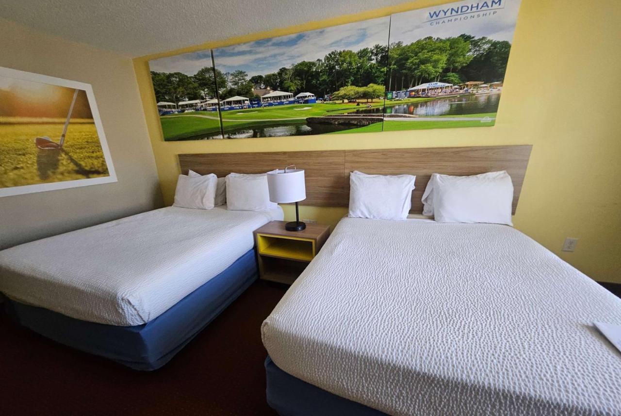 Days Inn By Wyndham Greensboro Nc Buitenkant foto