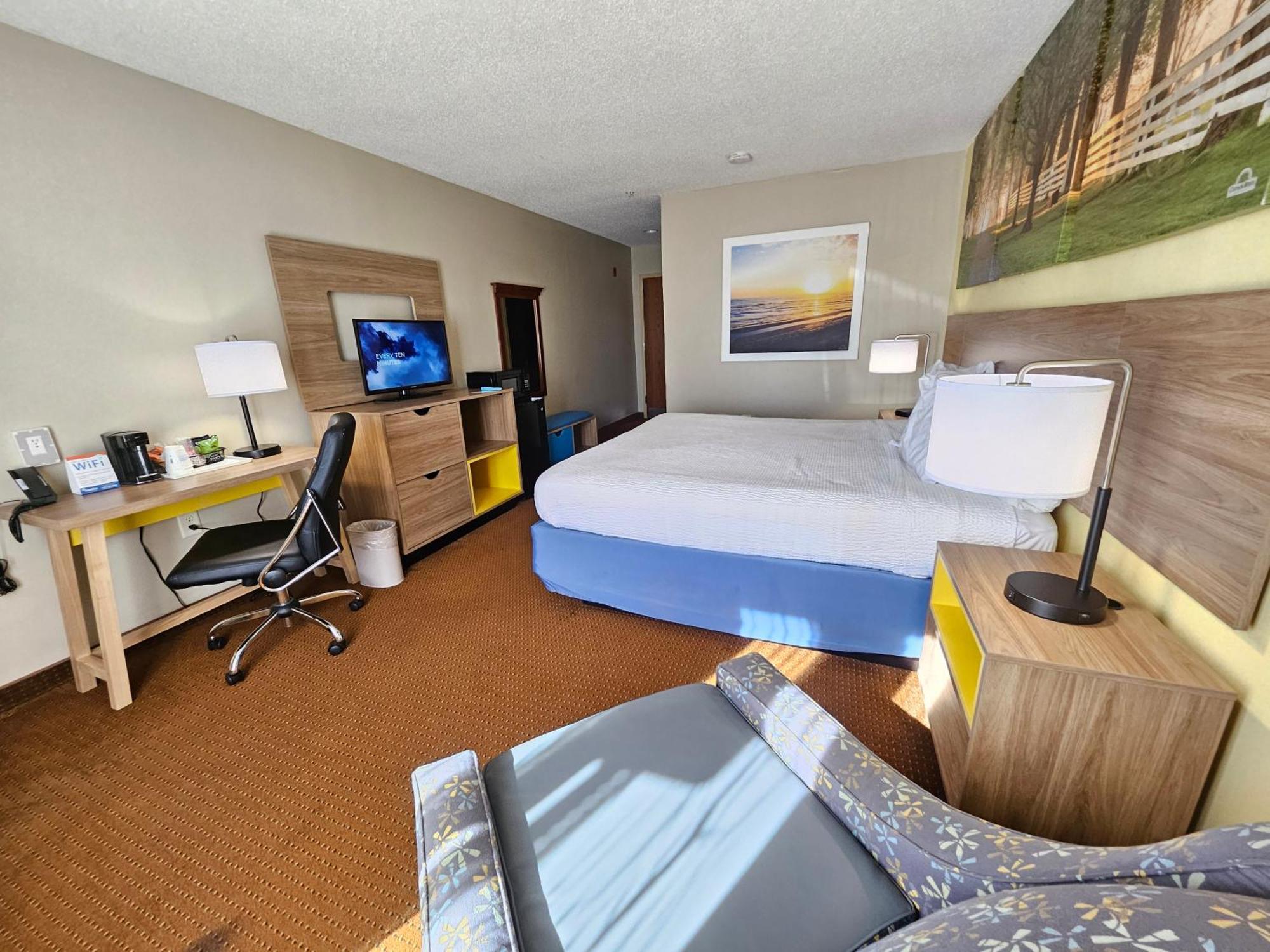 Days Inn By Wyndham Greensboro Nc Buitenkant foto