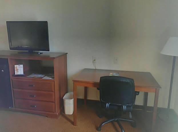 Days Inn By Wyndham Greensboro Nc Buitenkant foto